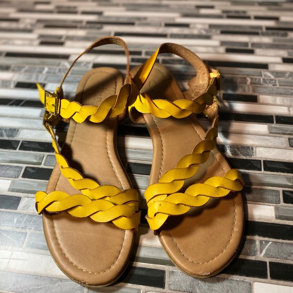 CL by Laundry Shoes - CL by laundry yellow braided sandals